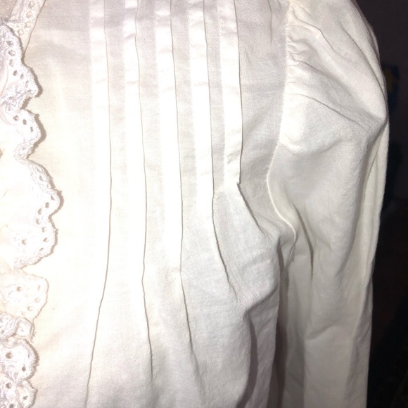 METRO 7 SIZE LARGE WHITE 3/4 SLEEVE TOP CROCHET LACE ON CHEST PLEATED FRONT - Picture 3 of 6